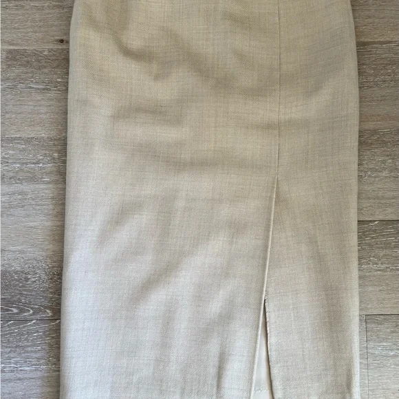 JH Collectibles -  Vintage Chic Beige 100% wool Skirt - size 6 - Picture 2 of 11
